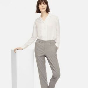 UNIQLO Pull On Pants S Gray flat Front Slacks EZY Stretch Trousers 26/27 waist